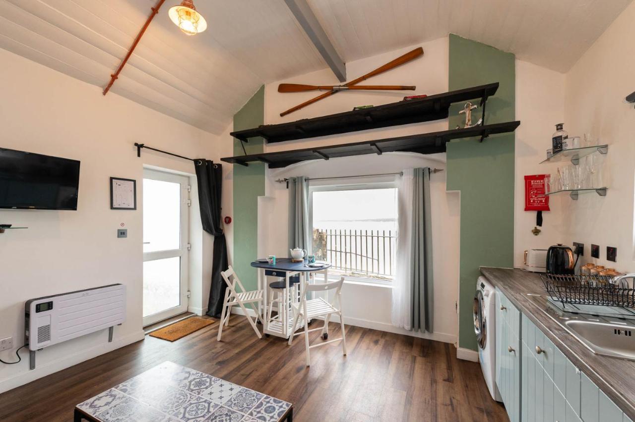 Villa Coastguard Boat House On Belfast Lough à Newtownabbey Extérieur photo