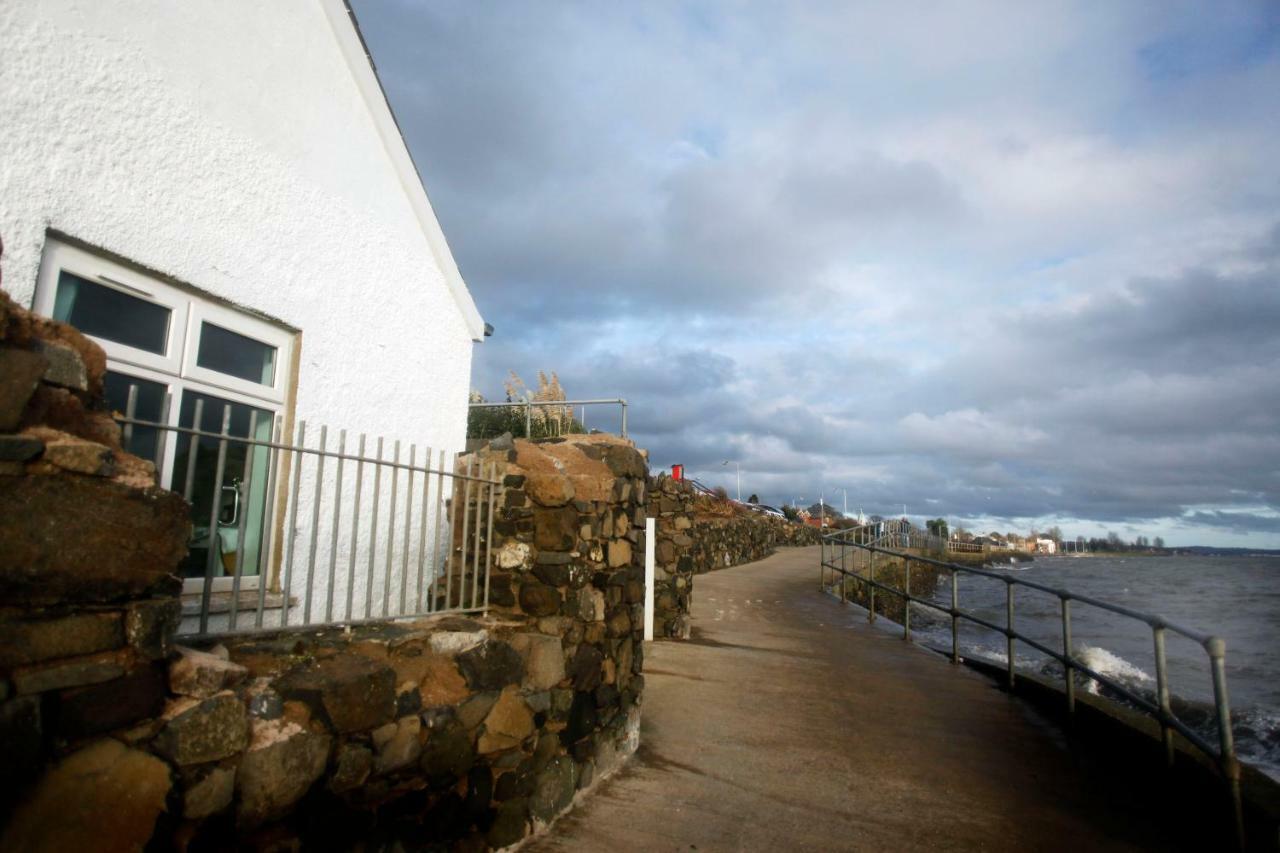 Villa Coastguard Boat House On Belfast Lough à Newtownabbey Extérieur photo